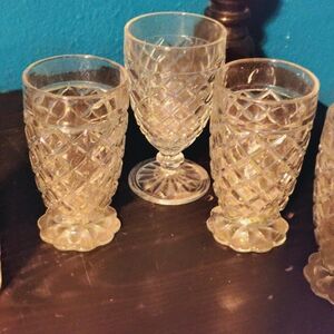 Elegant Crystal Glass Set